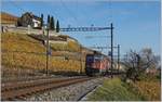 Die SBB Re 420 257-8 mit einem Kesselwagenzug kurz vor Lutry.
