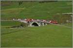 Die MGB HGe 4/4 N� 105 �berquert mit dem Glacier Express 908 von Zermatt nach St.