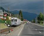 Hippsche Wendescheibe, Weichenlaterne und mitten drin rauscht der MOB  BCFe 4/4 N� 11 nach Blonay.