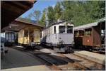 Voller Bahnhhof in Chaulin, und mitten drin der LLB ABFe 2/4 N� 10.