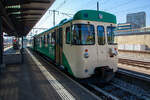 Der Steuerwagen MBC/BAM Bt 54 (ex YSteC Bt 52 im November 2004 von der BAM übernommen), steht am 07 September 2023 mit einem Pendelzug (noch mit Niederflurzwischenwagen B4 2067 und dem Stadler