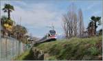 Im Tessin sind entlang der Gotthardbahn oft flache Steine augestelle, so auch, wie hier zu sehen kurz vor Lugano.
