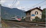 Ein SBB RABe 503 als EC von Gen�ve nach Venezia bei der Durchfahrt in Vogogna.