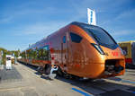 Stadler pr�sentierte auf der InnoTrans 2018 (hier 18.09.2018) in Berlin den neuen f�r die SOB (S�dostbahn) bestimmten 8-teiligen elektrischen Stadler FLIRT 3 – Traverso (94 85 7 526 101-1 CH-SOB