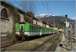 Auch alte  Bekannte : es SBB Mitteleinstiegswagen, nun bei der FMN, in Luino.