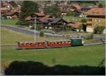 Wie bei Bergbahnen so �blich verkehren bei starkem Andronagn an Fahrg�sten statt einem gleich mehrere Z�ge, so dass der SPB 647 kurz nach der Abfahrt in Wilderswil gleich in drei Versionen