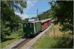 Abgeb�gelt f�hrt dieser SPB Zug talw�rts.