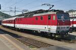 ZSSK 362 001 verlasst mit ein Rychlyk Bratislava hl.st.