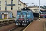 Skoda Lok 51 E  (SK ZSSK 97 56 8 210 064-2) auf dem Weg zur�ck in die Abstellung, nachdem sie einen Zug von dort in den Bahnhof geschleppt hat.