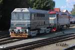 T435-003 rangiert ein Bardotka in Benesov u Prahy am 28 September 2025.