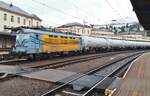 Am verregneten 19 September 2017 durchfahrt CER 242 219 mit ein Nacco kesselwagenzug Bratislava hl.st.; eine der beste Bahnh�fe f�r jeder, der Slowakische, Tsjechischen und Ungarische privatbahnen in