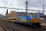 RegioJet 193 227 wirbt f�r ein fernseh-Serie 'BOBULE' am 23 Februar 2020 in Praha hl.n.